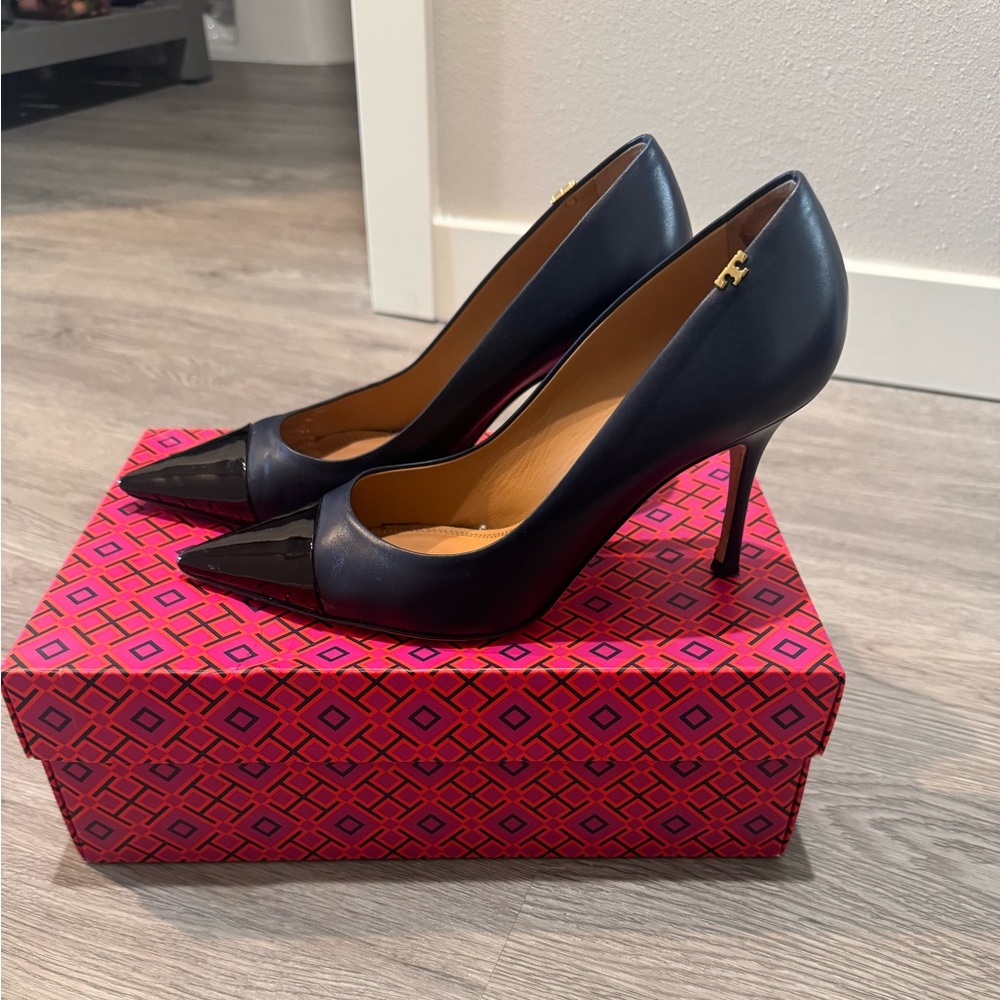 Tory Burch Penelope Cap-Toe Pump